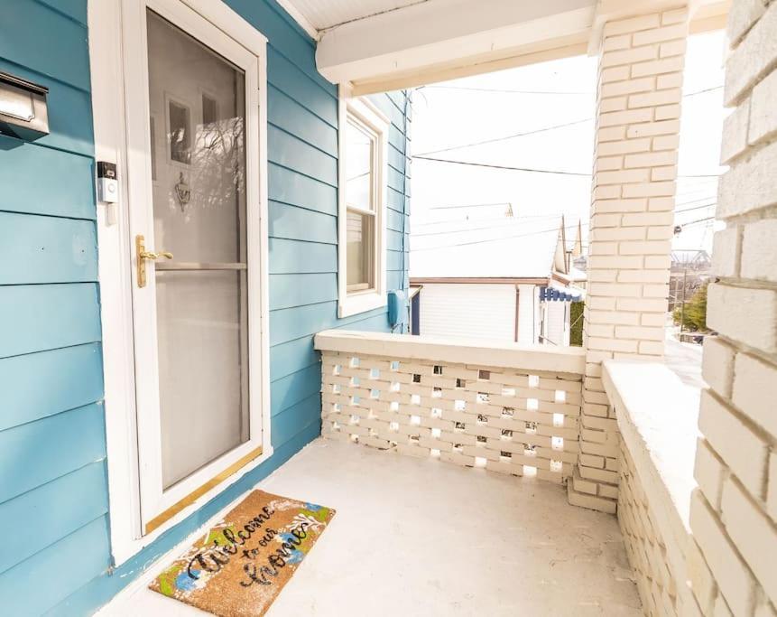 Cozy Riverfront Bungalow With Stunning Views Covington Exterior foto