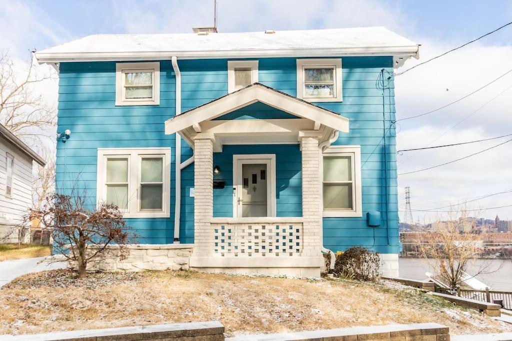 Cozy Riverfront Bungalow With Stunning Views Covington Exterior foto